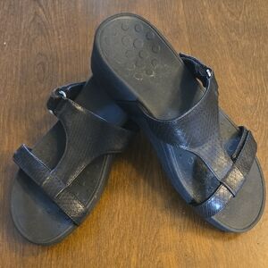 Vionic Black Textured Slide Sandals